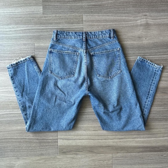 ZARA Distressed Mom Fit Blue Jeans Size 4 - Picture 6 of 8